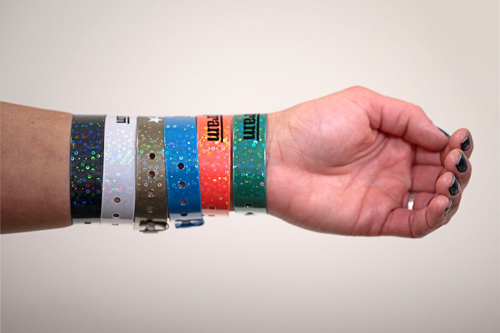 Vinyl Hologram 19 mm wristband – The Perfect Solution for those who want to stand out